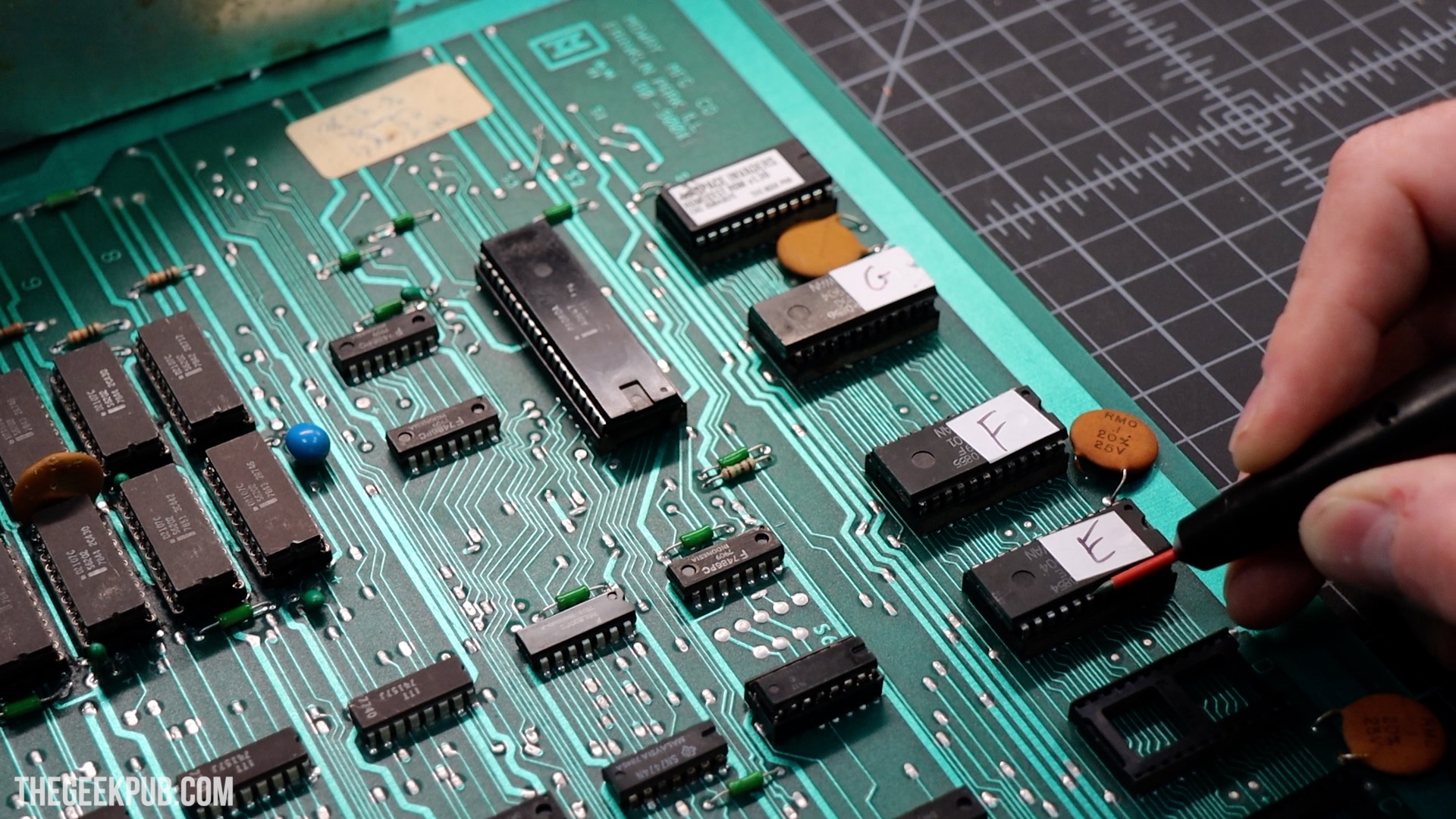 Space Invaders Stuck Chip Enable